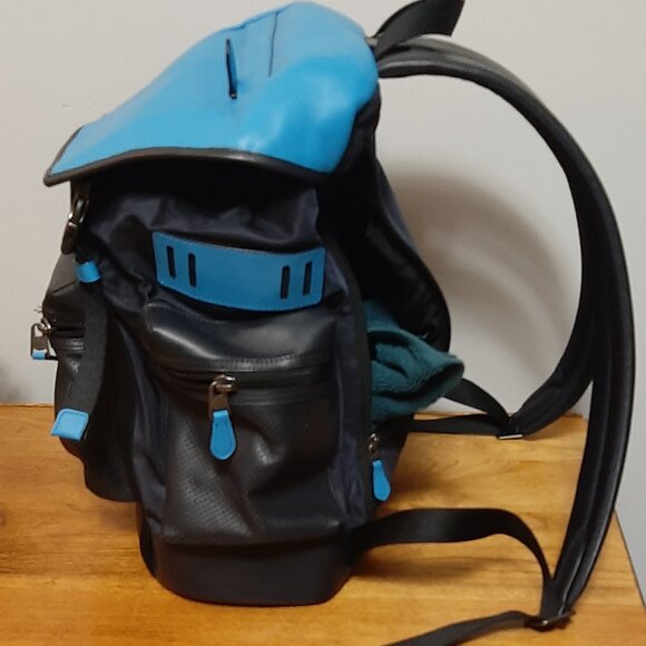 COACH backpack - Picture 2 of 6